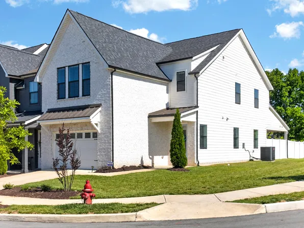 1500 Nickelby Pl, Thompsons Station, TN 37179