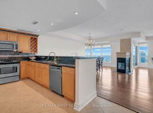 2 Toronto St #PENTHOUSE 1-1, Barrie, ON L4N9R2