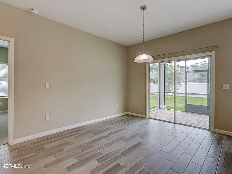 10386 Pavnes Creek Dr — Photo 14