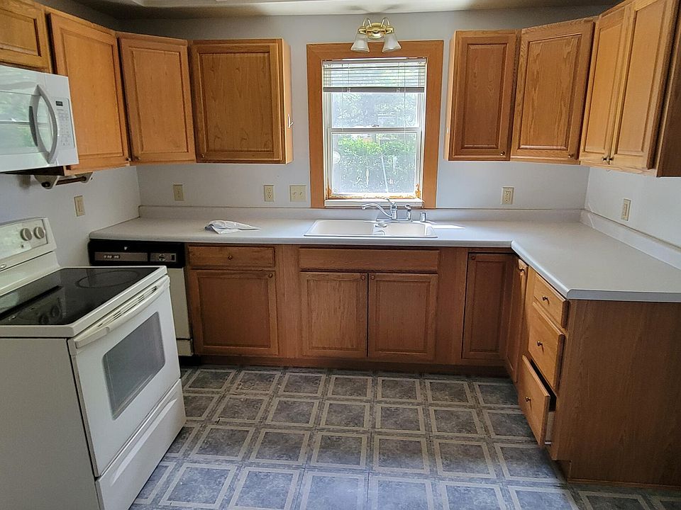 2nd image of 315 N Lee St