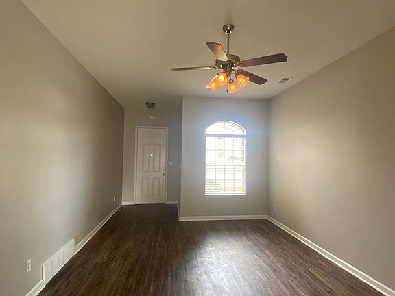 5th image of 8885 Campaldino Ave