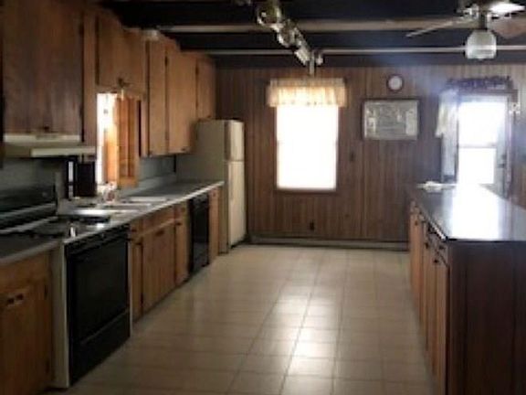 5th image of 3903 Burtons Ferry Hwy