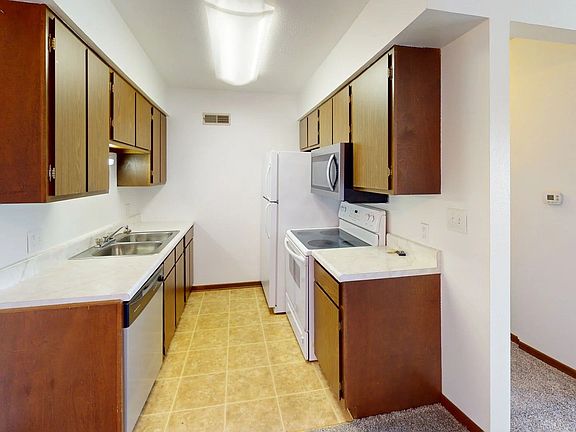 2nd image of 221 Cpl Roger Snedden Dr APT 11