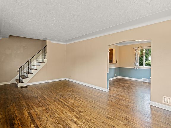 4th image of 3 S Sherry Ln