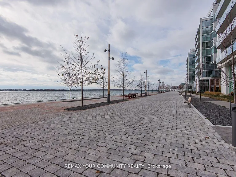 39 Queens Quay E #815 — Photo 36