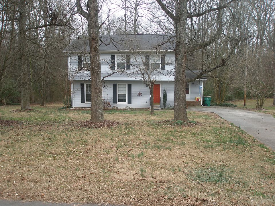 2nd image of 233 Burris St
