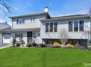74 Overbrook Dr, Colonia, NJ 07067