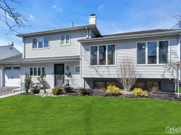 74 Overbrook Dr, Colonia, NJ 07067