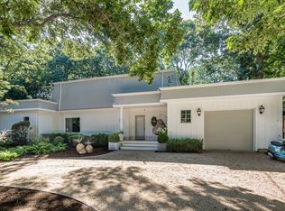 7 Harvest Ln, East Hampton, NY 11937