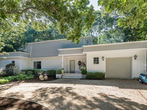 7 Harvest Ln, East Hampton, NY 11937