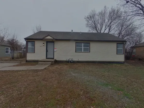 2611 E Shadybrook Ln, Wichita, KS 67214