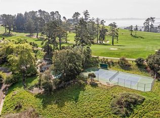 407 Vista Heights Rd, El Cerrito, CA 94530