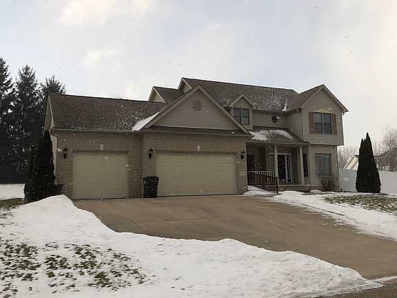 2nd image of 5679 Shallow Creek Ave NE
