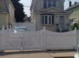 9250 218th Pl, Queens Village, NY 11428