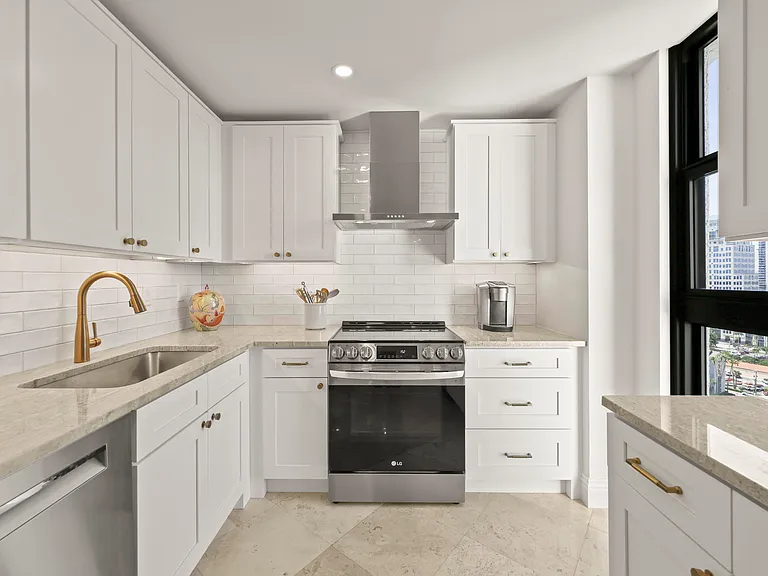 1200 S Flagler Dr #1906 — Photo 18
