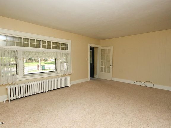 5th image of 405 Jefferson St