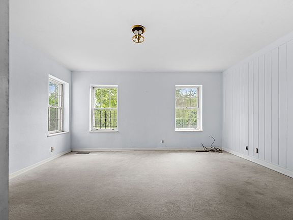 45th image of 162 Grizzell Ln