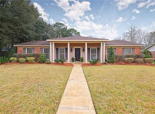 1105 Wallen Dr, Mobile, AL 36608