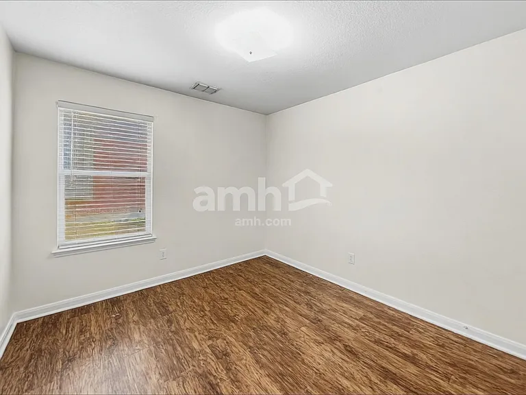 12232 Lamington Dr — Photo 13
