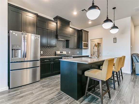 3rd image of 3108 Pinnacle Peak Dr