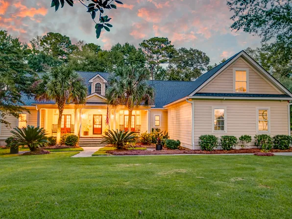 209 Huntington Rd, Summerville, SC 29483