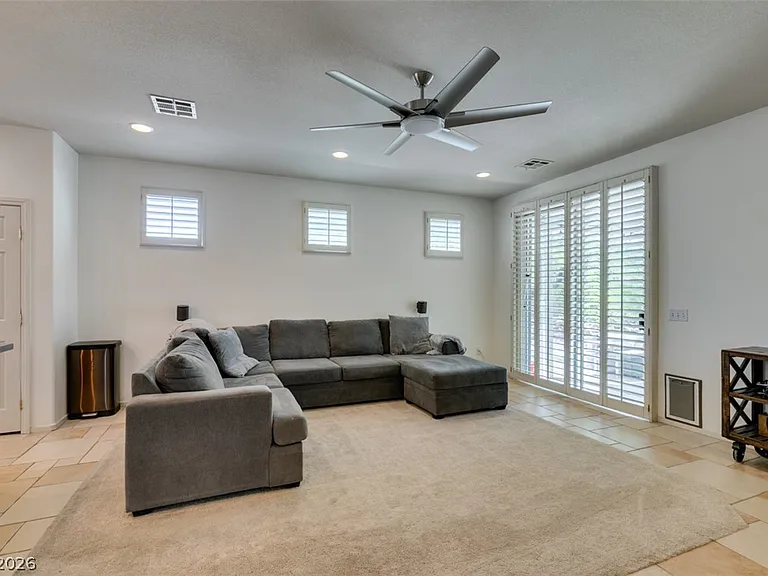 10925 Fog Hollow Ct — Photo 11