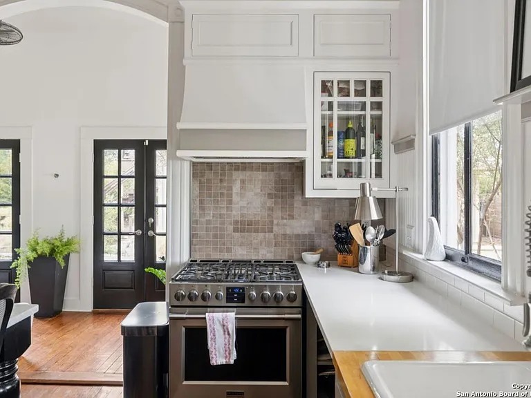 227 Claudia St #1 — Photo 22