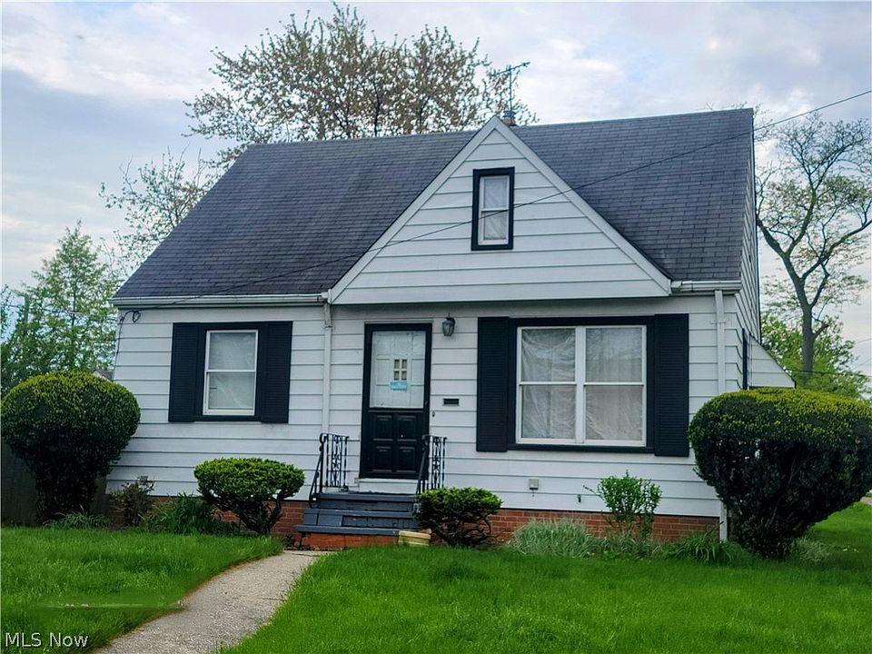 1st image of 17702 Grovewood Ave