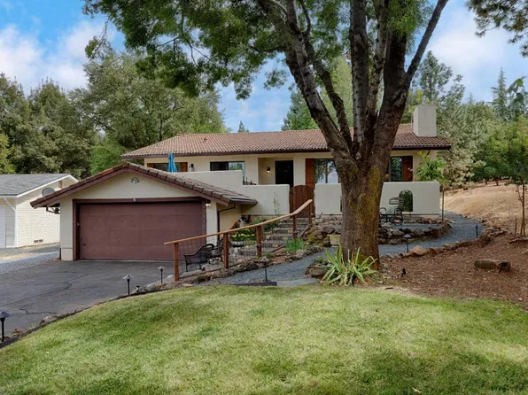 13532 Torrey Pines Dr, Auburn, CA 95602