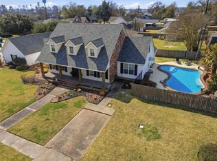 91 E End Ave, Sulphur, LA 70663