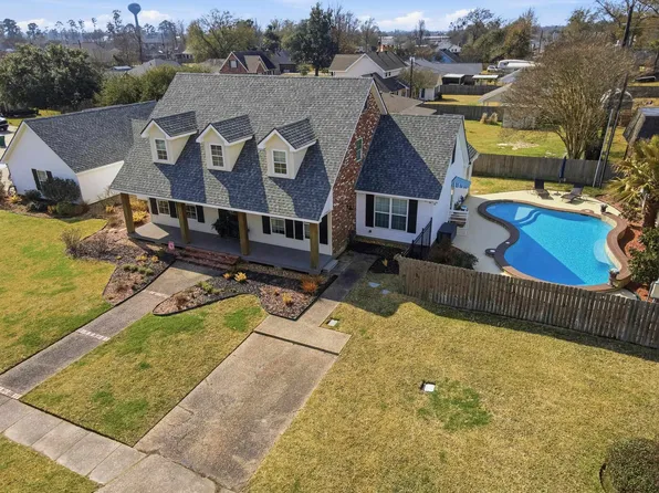 91 E End Ave, Sulphur, LA 70663