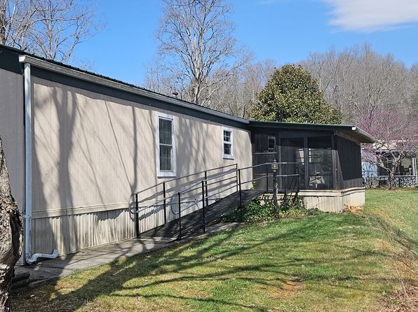 92 Rolling Acres Trl, Franklin, NC 28734
