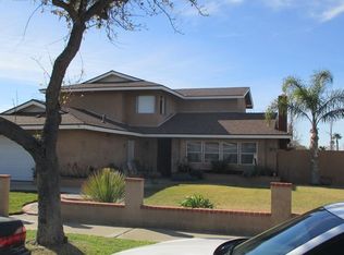 9476 Toyon Ave, Fontana, CA 92335