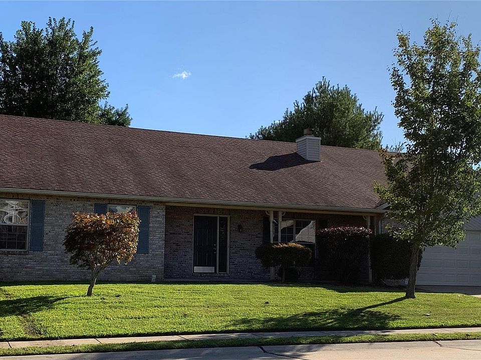 2nd image of 319 Fairwood Hills Rd