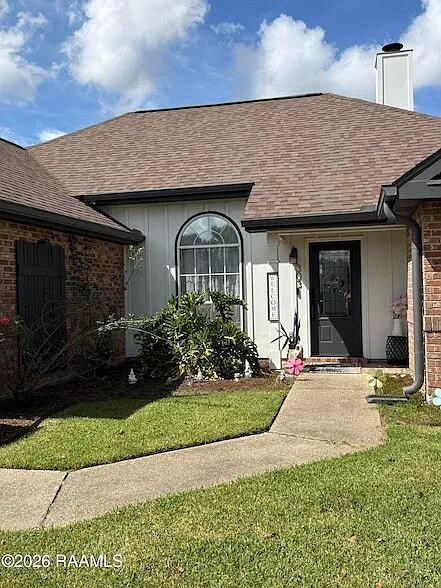 3 bed, 1775 sqft, $2,175 — Photo 2