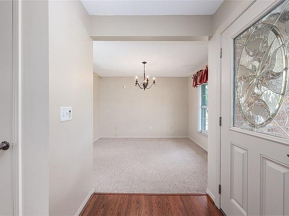 5th image of 3219 Hidalgo Dr