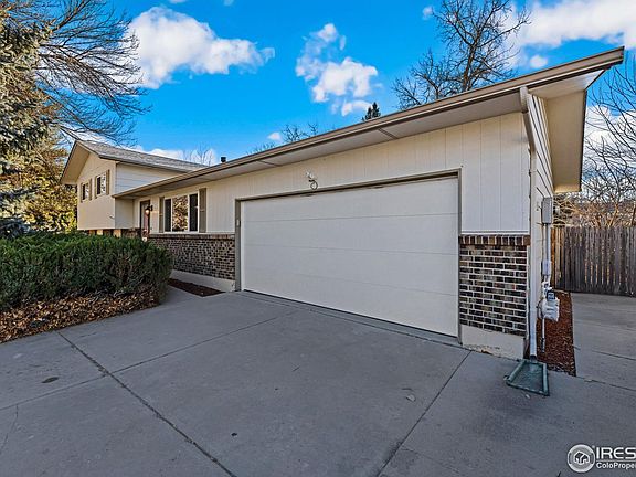 2nd image of 2955 Southmoor Dr