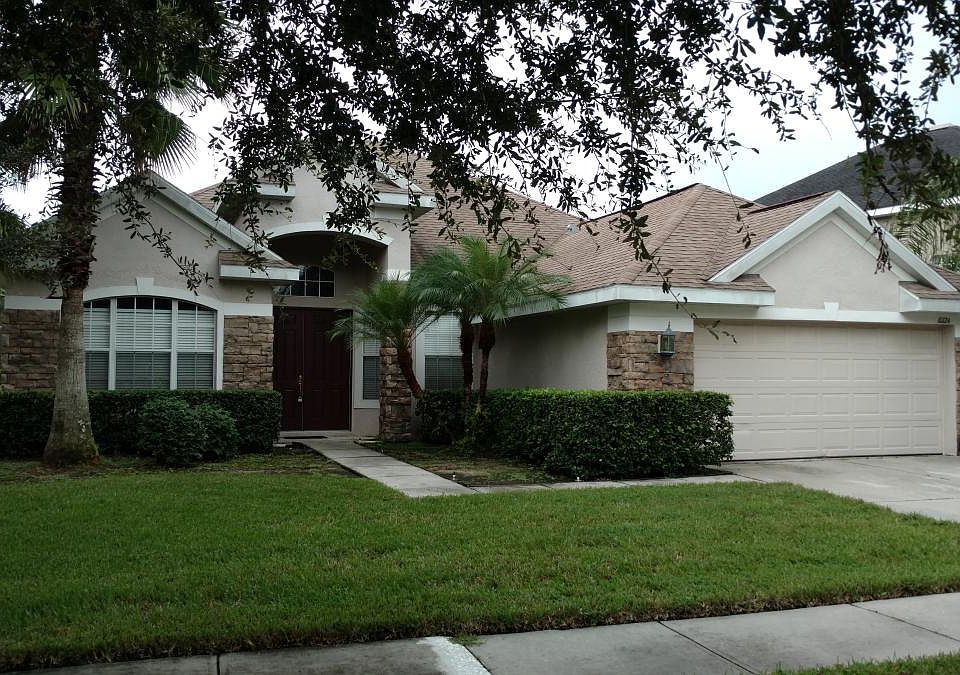 1st image of 10124 Deercliff Dr