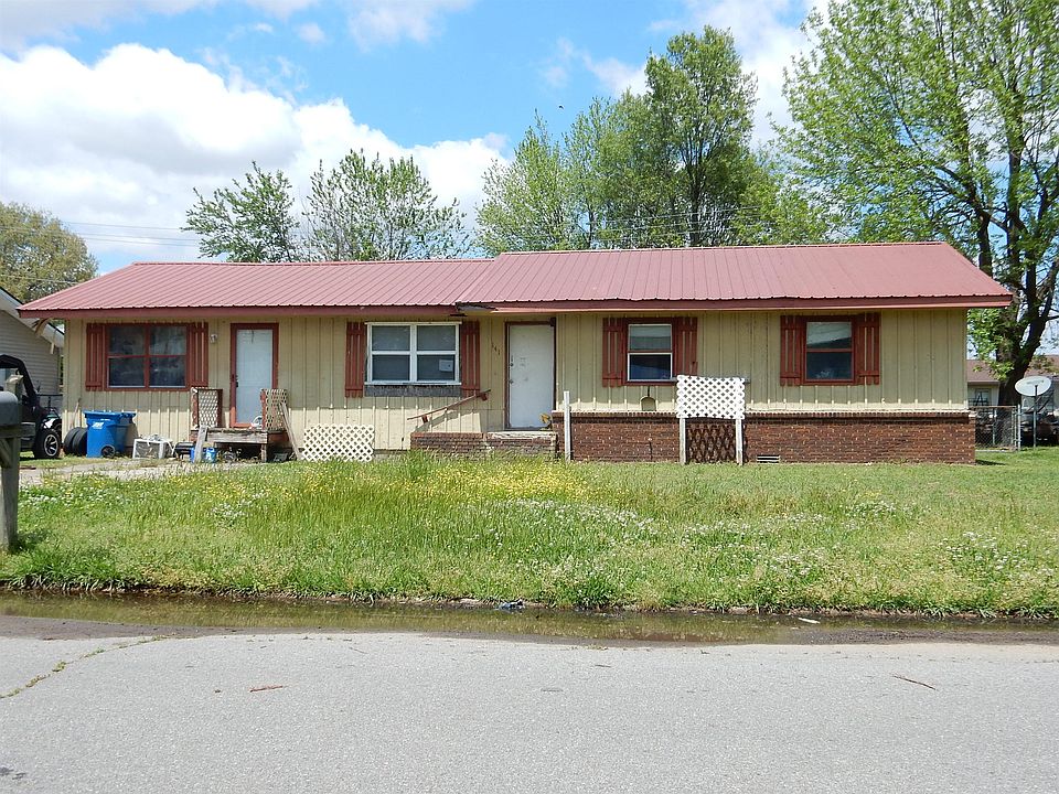 1st image of 141 Saint Monica Ln