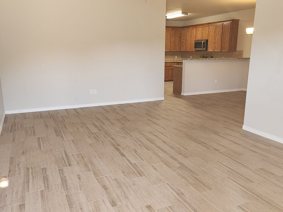 1st image of 2545 Leroy Ln #A