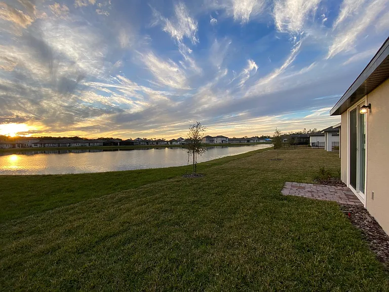 111 Lost Ball Dr — Photo 2