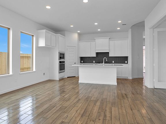 2nd image of 26807 Concord Dawn Dr