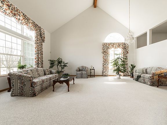 2nd image of 24158 Douglas Dr