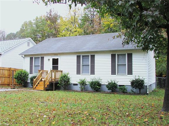 2nd image of 3933 A Eastland Ave