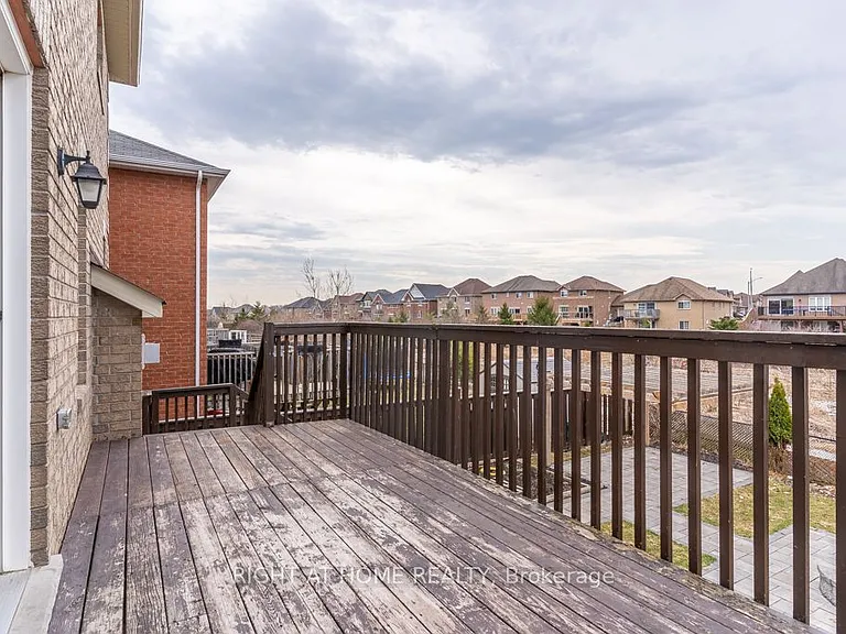 1373 Hunter St — Photo 30