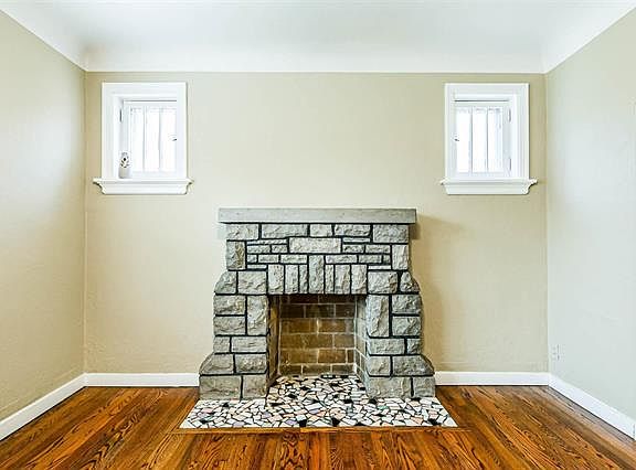 3rd image of 510 Bellsworth Dr