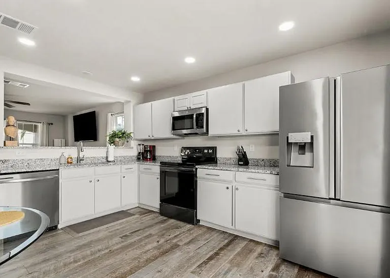 907 Grants Cyn — Photo 16