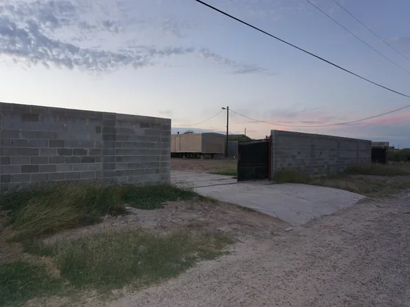 100 Barrera Rd, Laredo, TX 78043