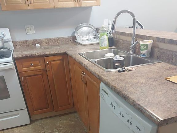 3rd image of 6960 120th St #107