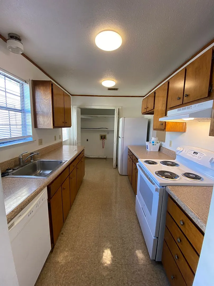 Available Now! (Pets Considered) | Only Pay Electric + Rent — Photo 3